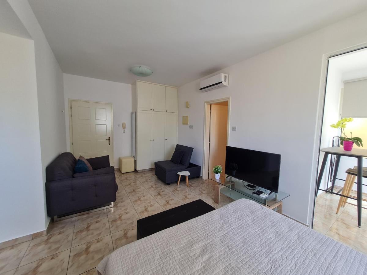 Laertis 2 Complex, Studio Apartment 106 - By Imh Travel & Tours Paphos 外观 照片